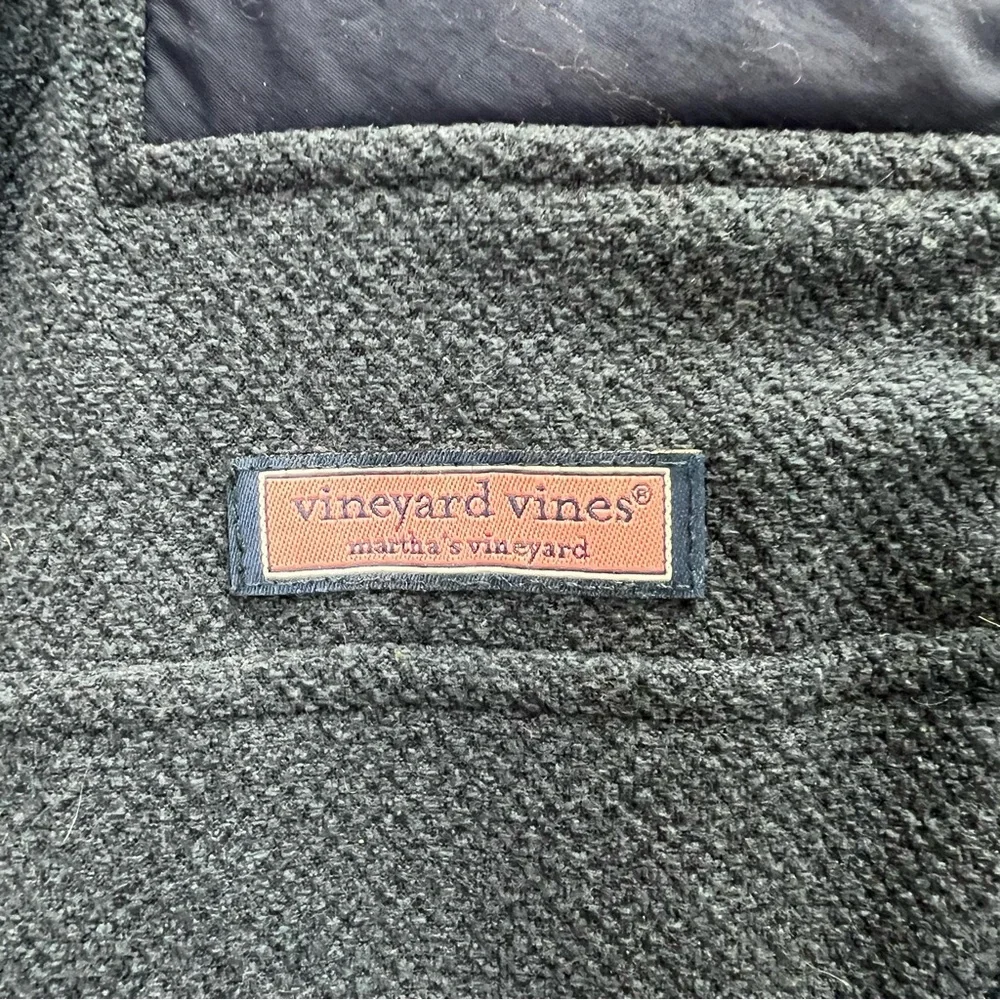 Vineyard Vines girls blue zip-up fleece vest with pockets. - Picture 4 of 11